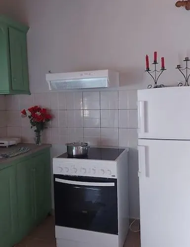Colorful 2-bedroom House In Tatil Evi *