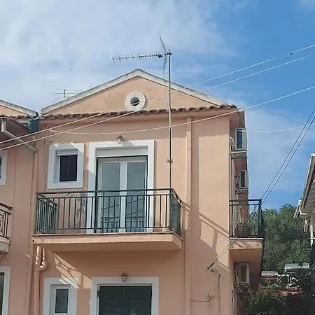 Holiday home Colorful 2-bedroom House In
